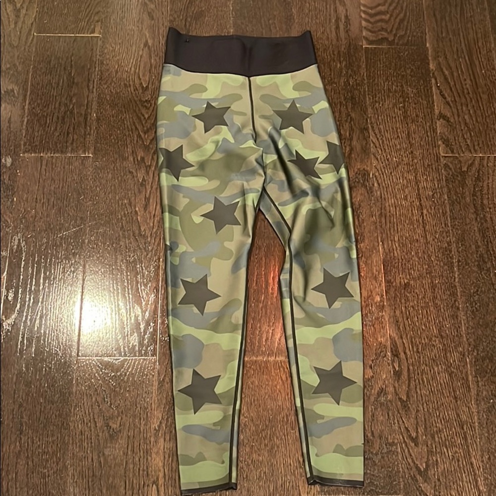 Ultracor Camo leggings with black stars - Picture 2 of 6